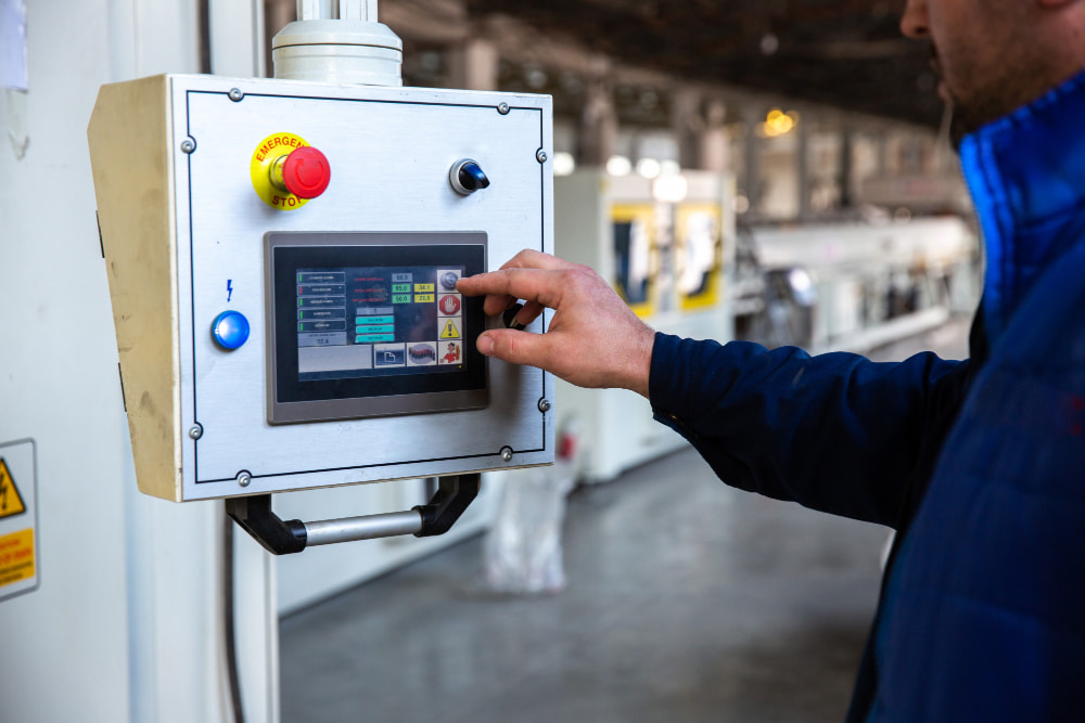 How to Design a Control Panel That Meets IEC Standards for Industrial Use