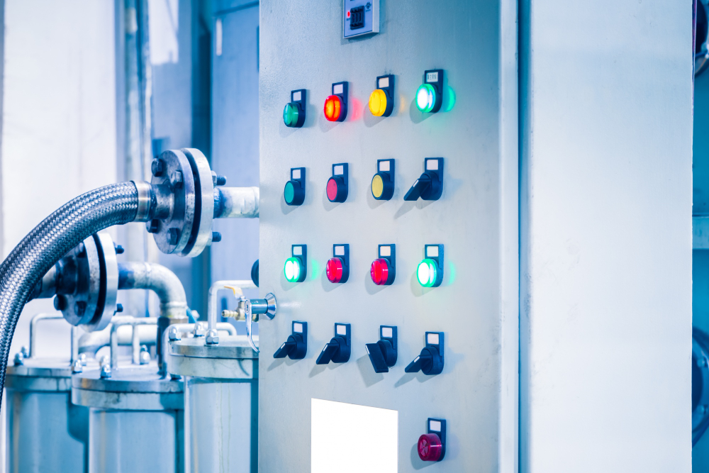 Bisnis Anda Masih Manual? Saatnya Beralih ke Electrical & Industrial Automation